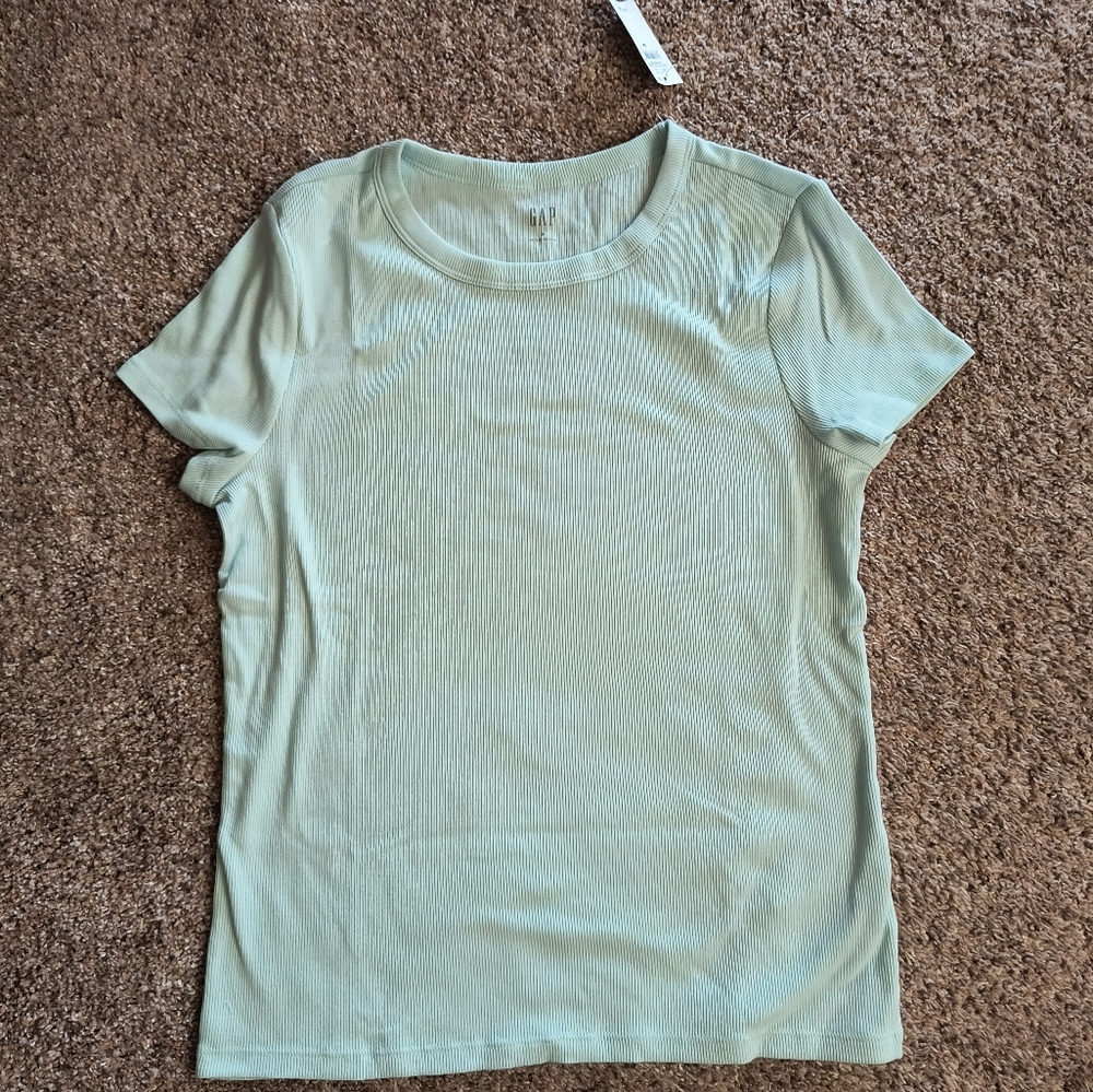 NWT Gap Factory Short Sleeve Women's Ribbed Shirt Size medium